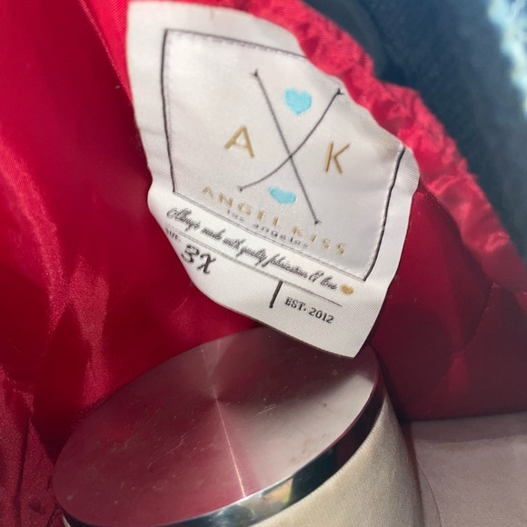 Plus Size Bomber Jacket - Picture 7 of 8